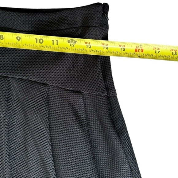 BCBGeneration Black Side Zip Pleated Skater Mini Skirt Retro 90s Preppy - Picture 4 of 8